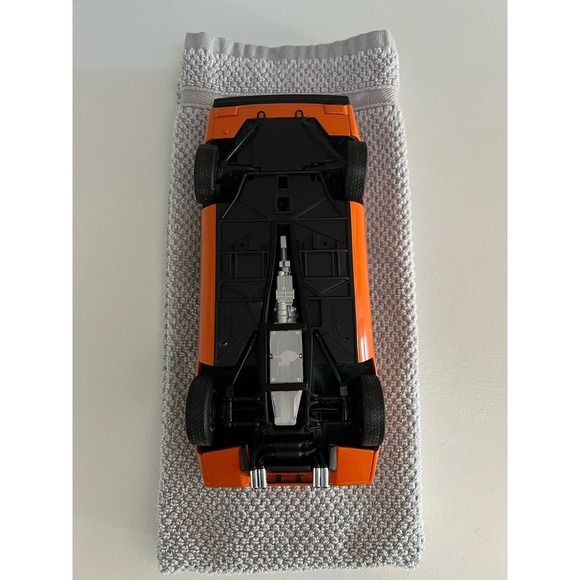 1/18 Kyosho Lamborghuini Countach Lp400 Orange - Picture 10 of 10